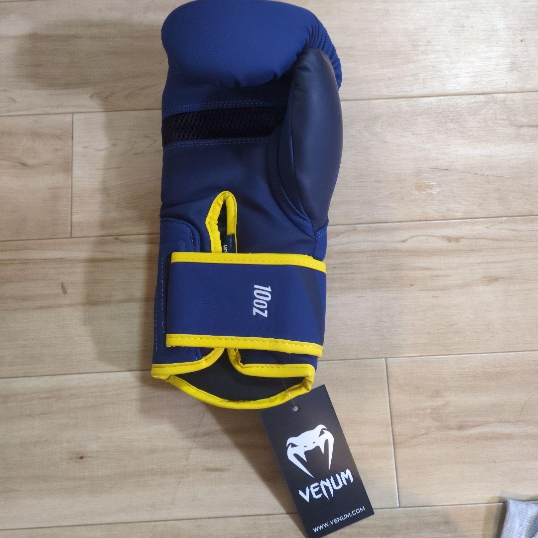 VENUM ボクシンググローブ　10オンス　新品未使用
