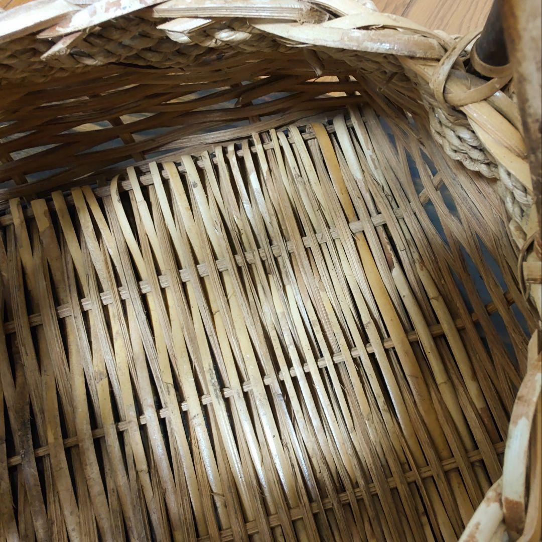 竹籠／バスケット