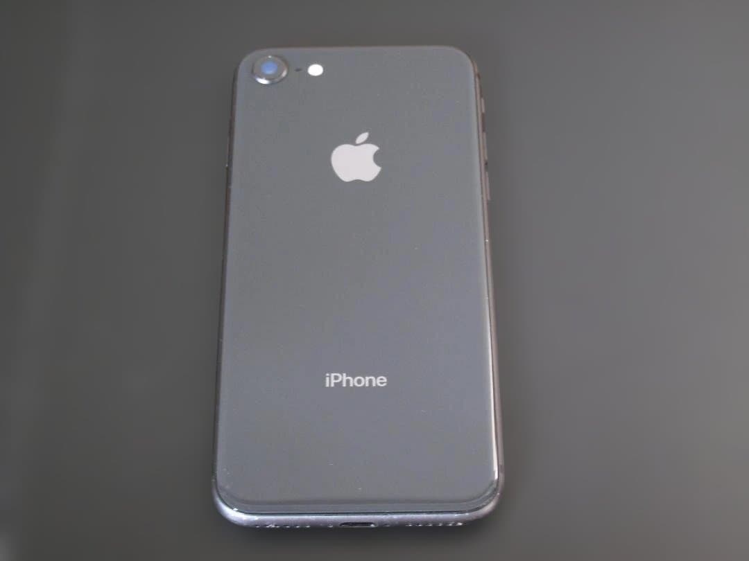 【中古】Apple iPhone 8 ブラック