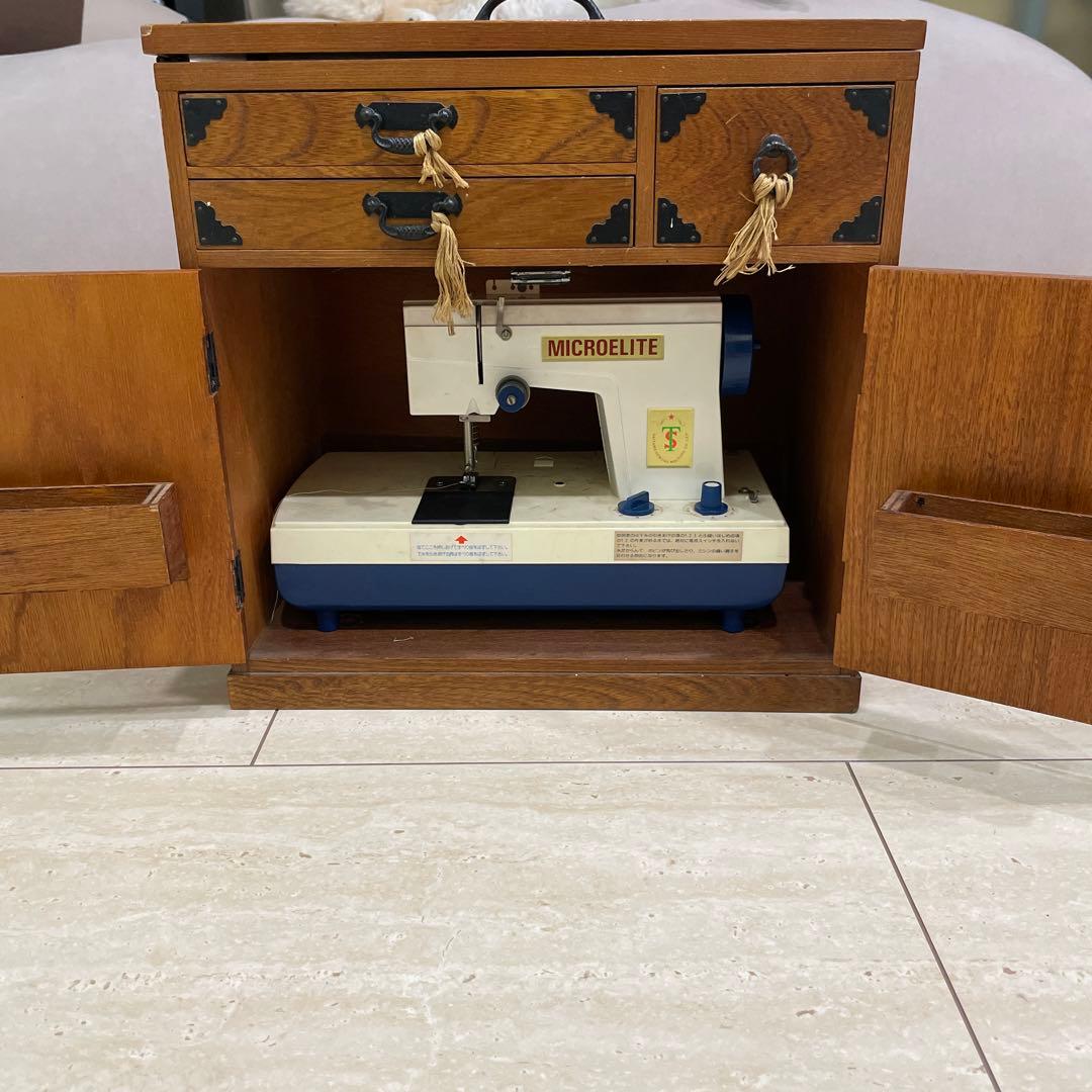 裁縫箱　小型ミシン 収納箱 アンティーク　ミシン