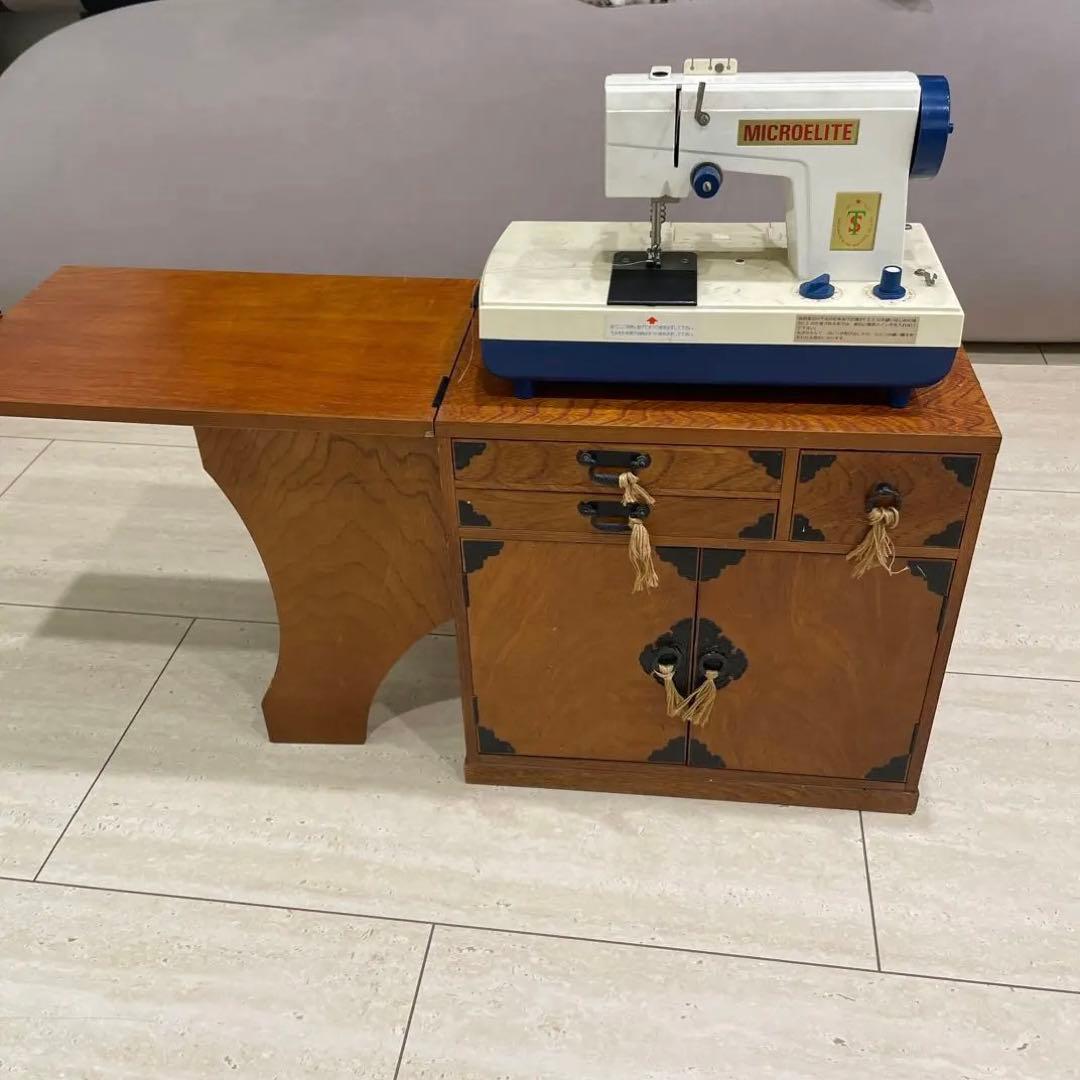 裁縫箱　小型ミシン 収納箱 アンティーク　ミシン