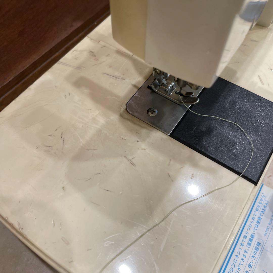 裁縫箱　小型ミシン 収納箱 アンティーク　ミシン