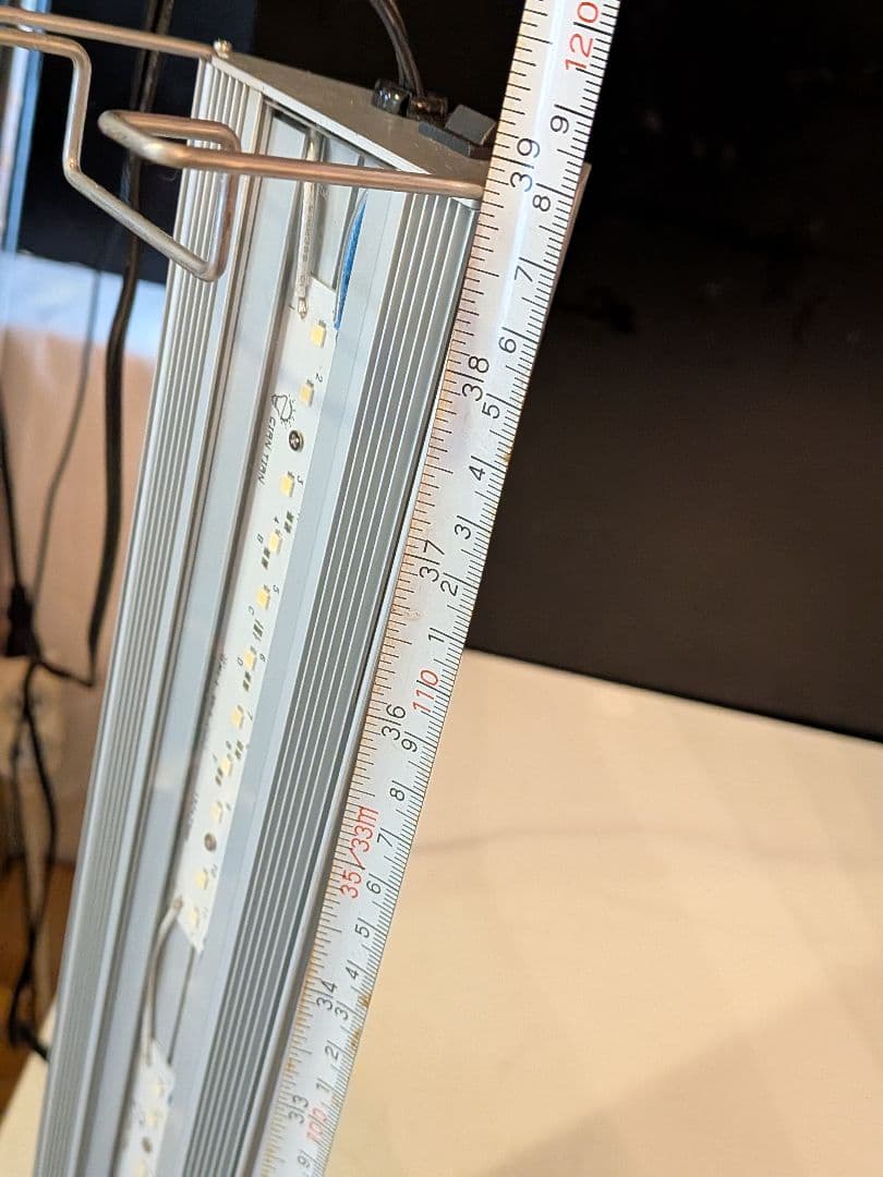 水槽用LEDアクロ TRIANGLE LED VIVID 1200 水草育用