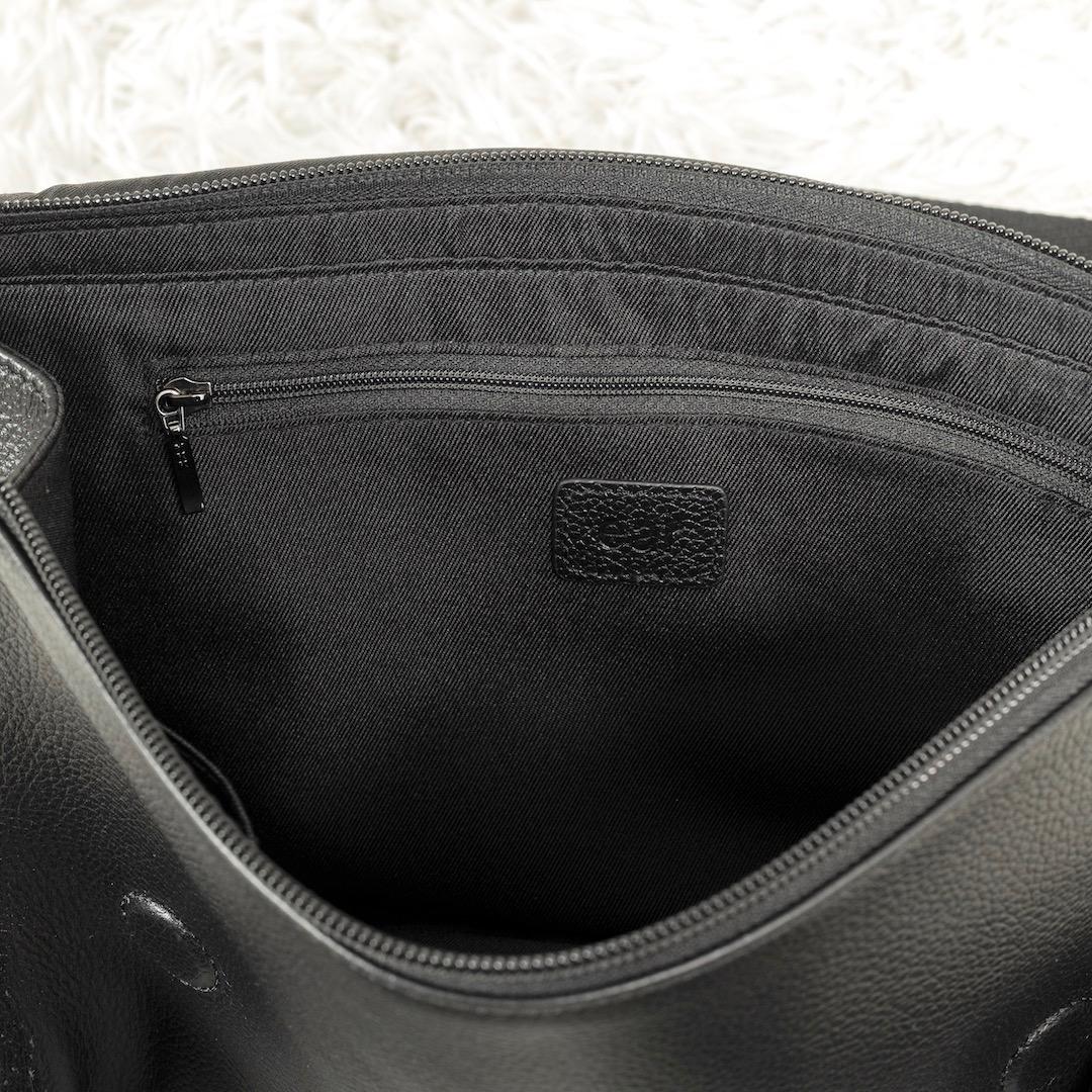 美品 ear PAPILLONNER 柄ワイドテープショルダーバッグ ブラック