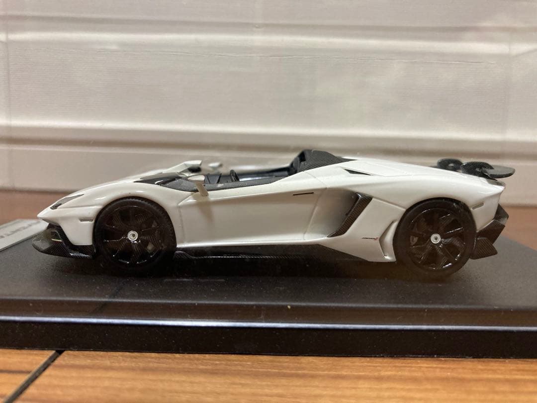 ルックスマート　ランボルギーニ　アヴェンタドールイオタ