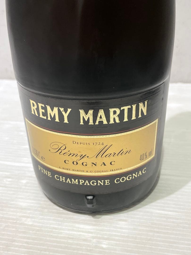 【REMYMARTIN/レミーマルタン】未開封品　コニャック　古酒　お酒