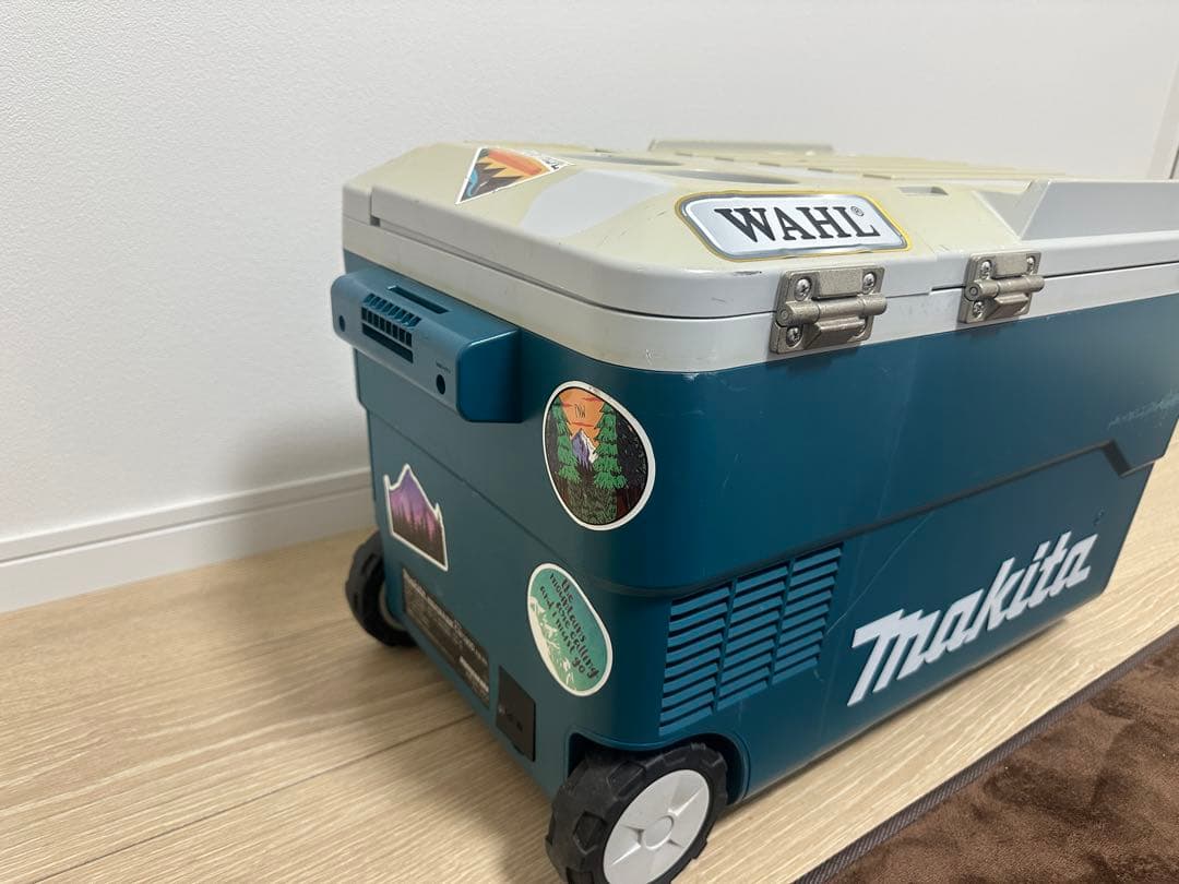 Makita 冷温庫 キャスター付き