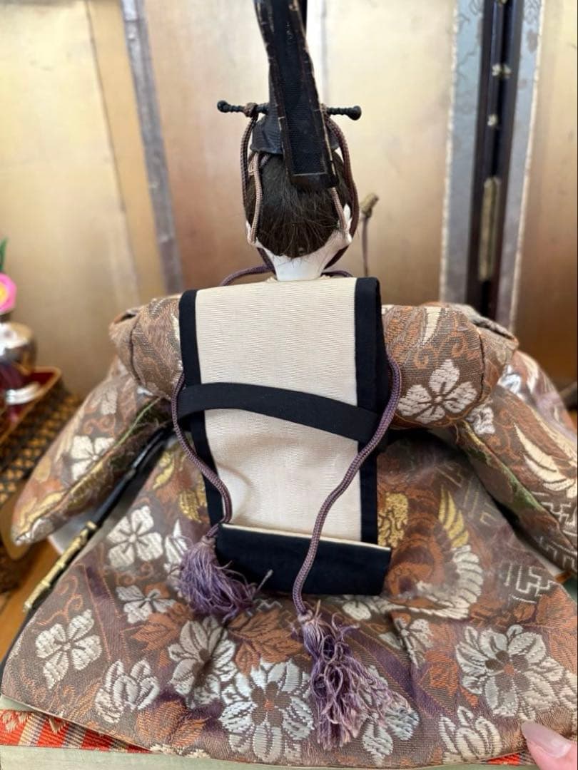 レア‼︎アンティーク　年代物　伝統的　雛人形セット ひな祭り用　金屏風　小物付き