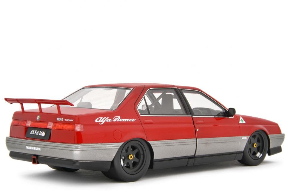 1/18 アルファロメオ 164 プロカー プロトティーポ 1988 レッド