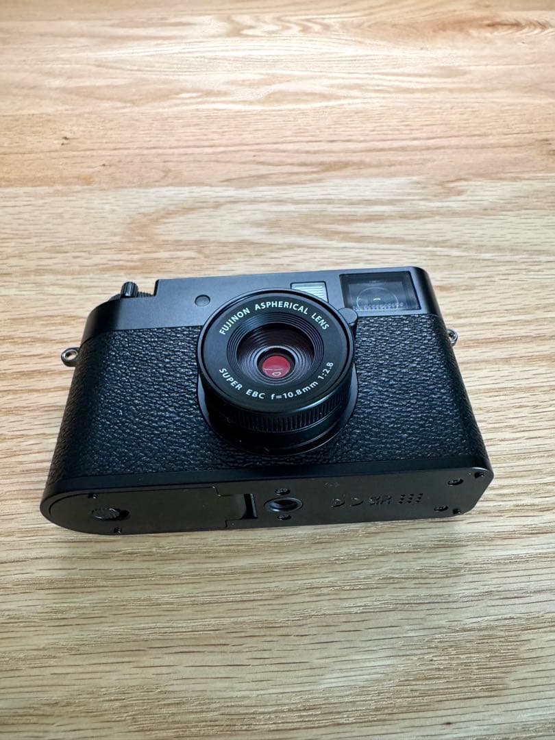 美品 Fujifilm X half ブラック X-HF1 【おまけ付き】