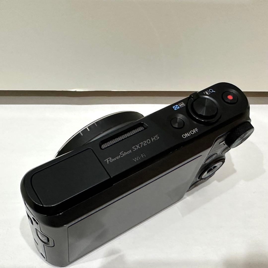 美品 Canon PowerShot SX720 HS