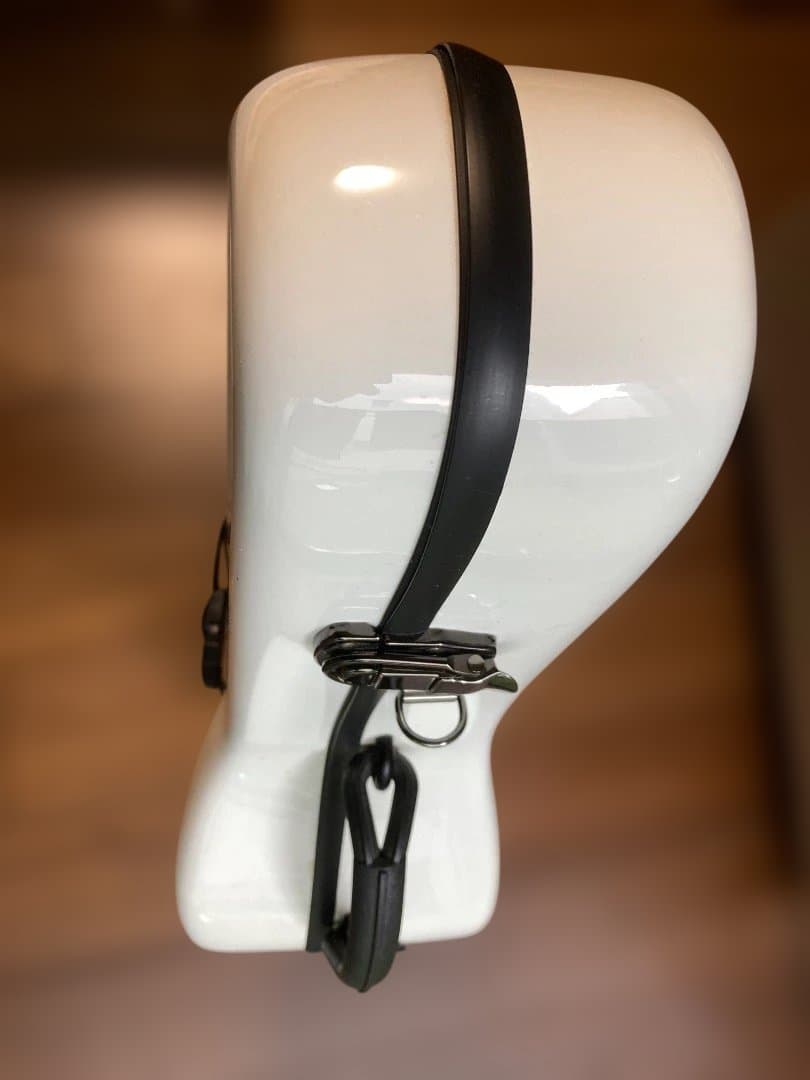 マルカート　テナーサックス　ケース　リュックタイプ　ポリカーボン製