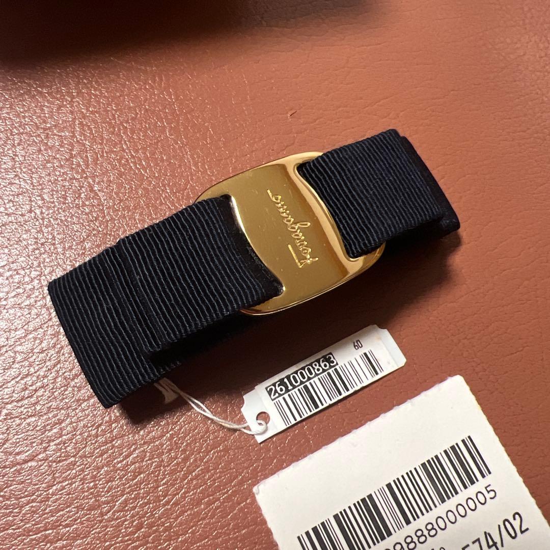 s*s様 FERRAGAMO バレッタ　髪留め