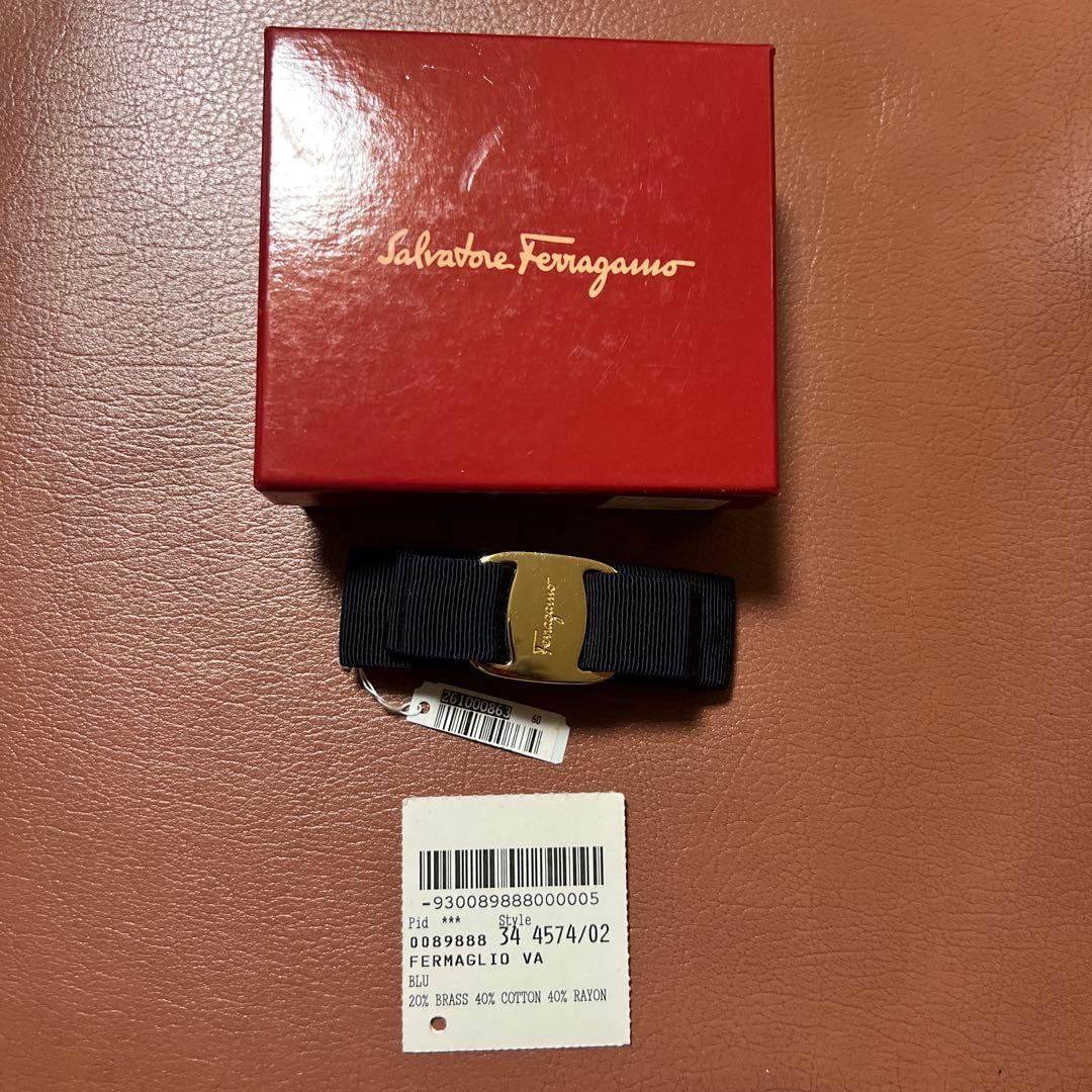 s*s様 FERRAGAMO バレッタ　髪留め