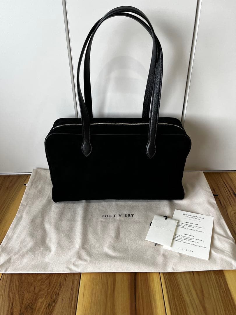新品 TOUT YEST トゥティエ SAC LOQUET ロケバッグ ブラック
