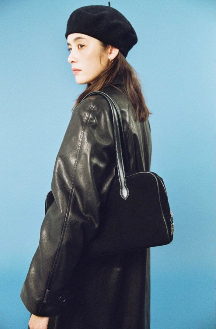 新品 TOUT YEST トゥティエ SAC LOQUET ロケバッグ ブラック