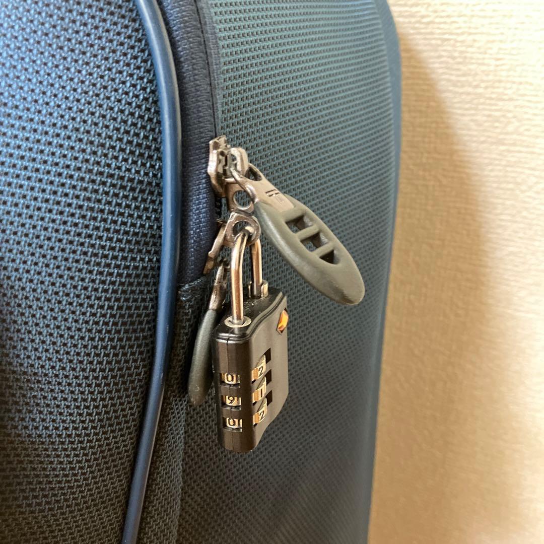 TUMI トゥミ　キャリーケース　スーツケース　ネイビー　大容量　T-TECH