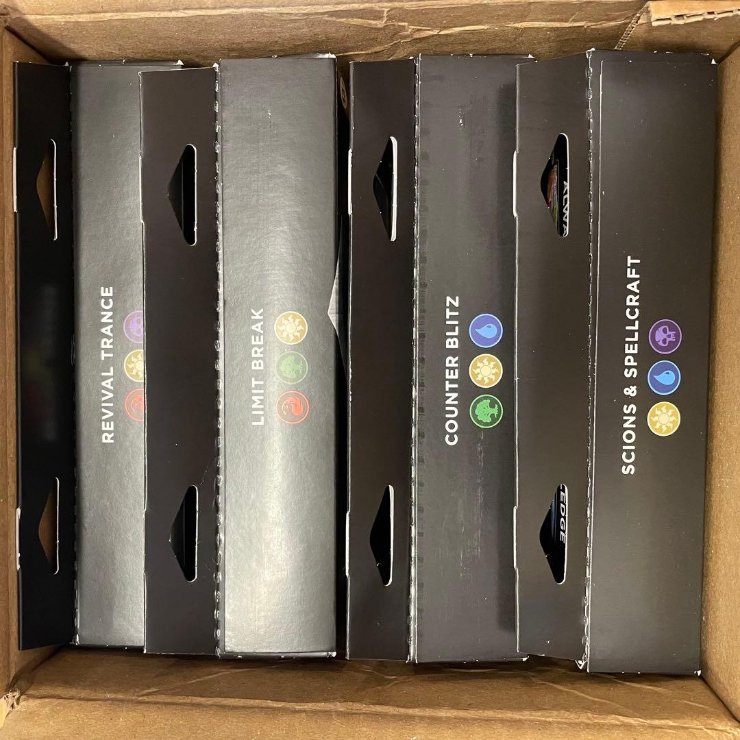 未開封 マジック：ザ・ギャザリング×FF 統率者 英語版 セット