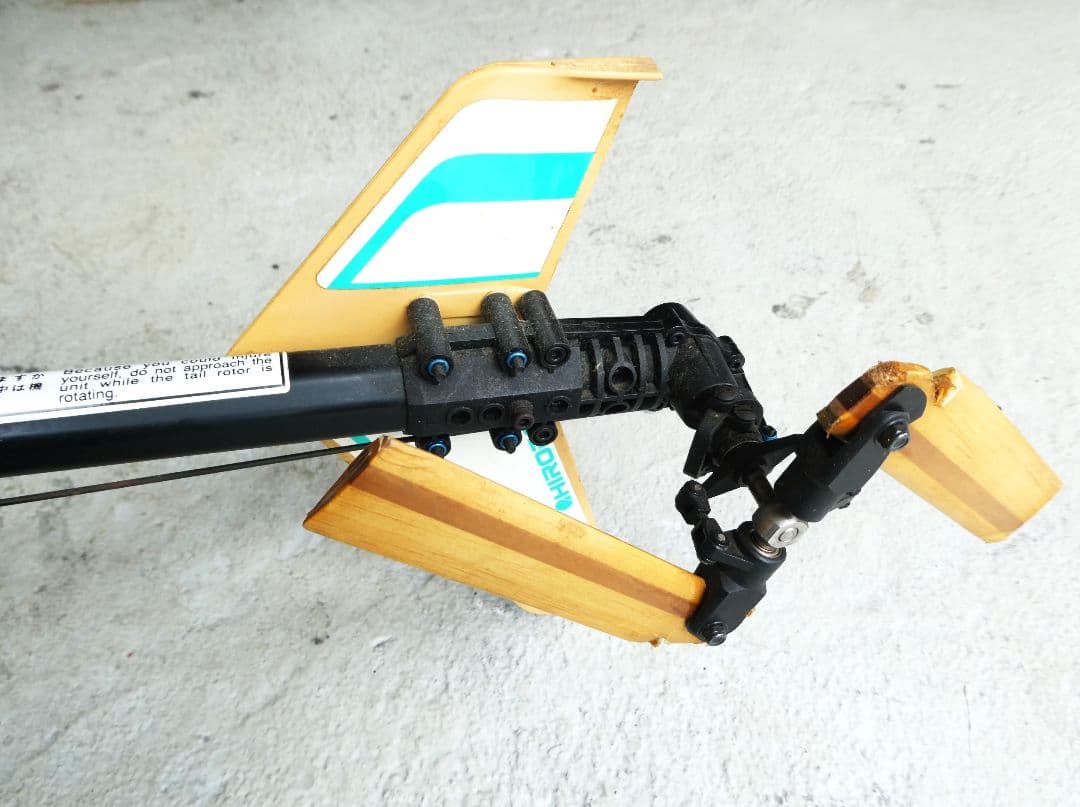 ヒロボー 剣 60クラス エンジン RC ヘリコプター レトロ 現状 長期保管品