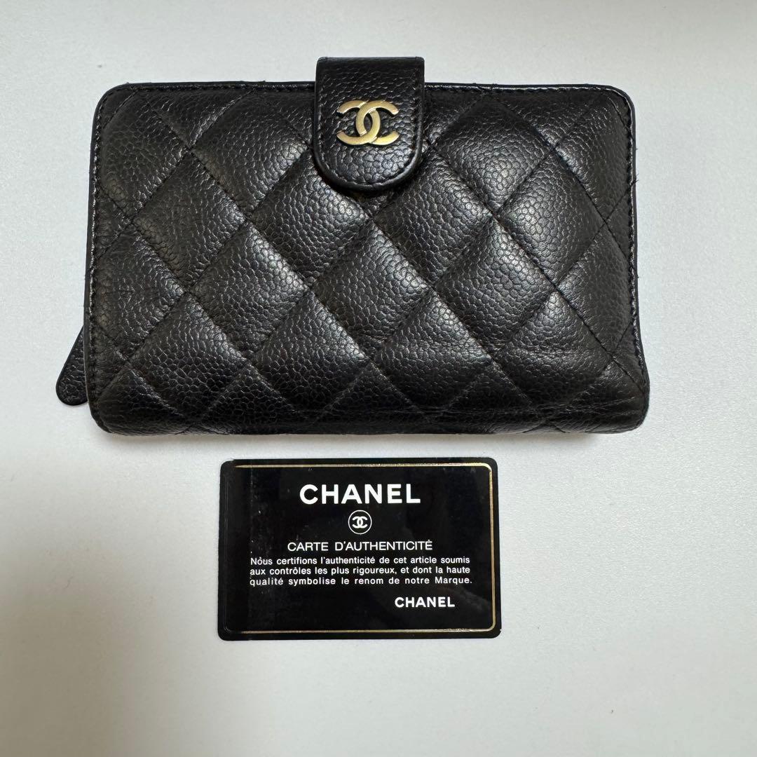 CHANEL シャネル 二つ折り財布 マトラッセ キャビアスキン ココマーク