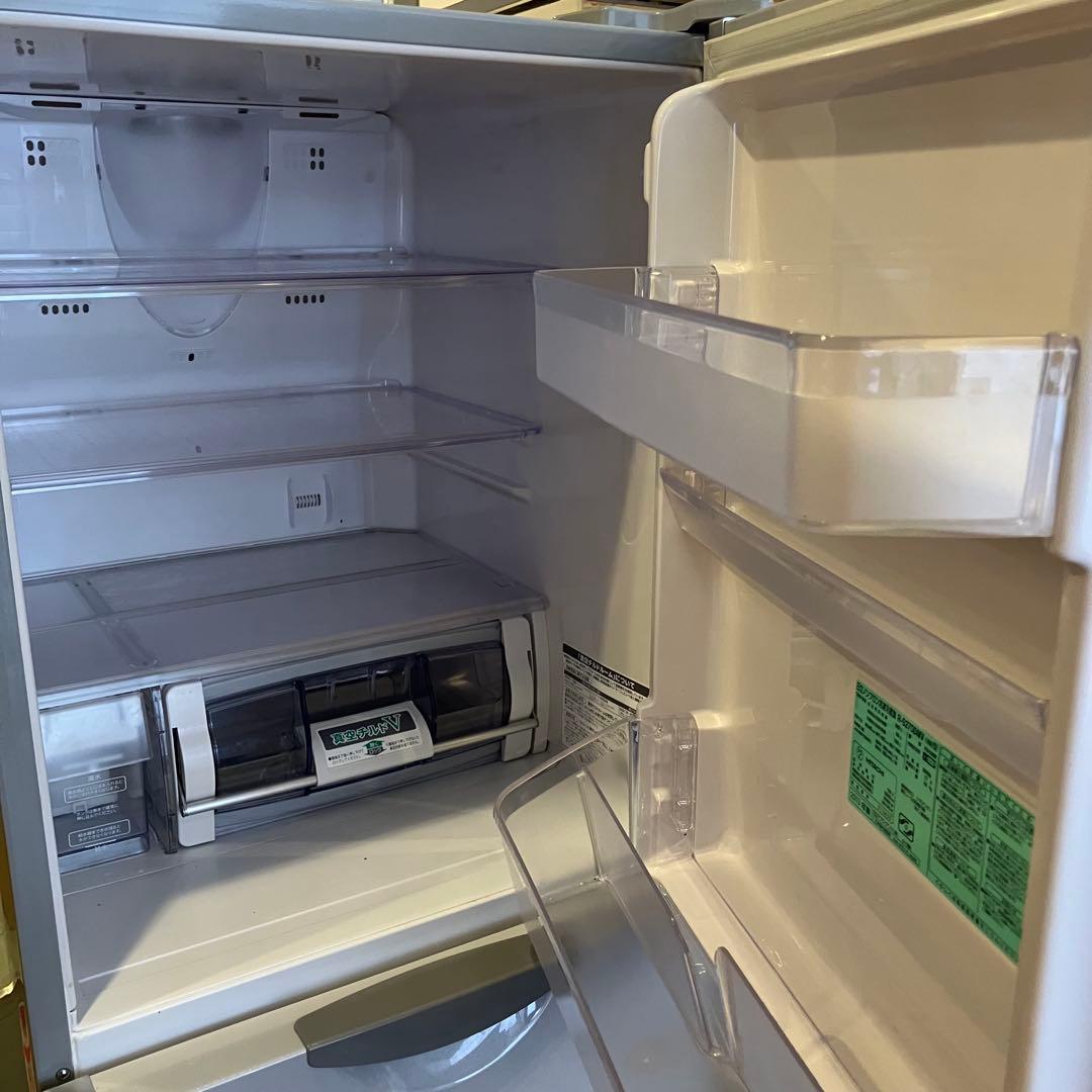 【自動製氷】日立 3ドア冷蔵庫 265L R-S270DMV 真空チルド スリム