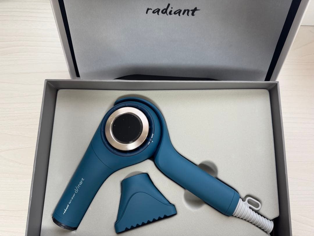 新品radiant d/more ラディアント ヘアドライヤー ディモア ブルー