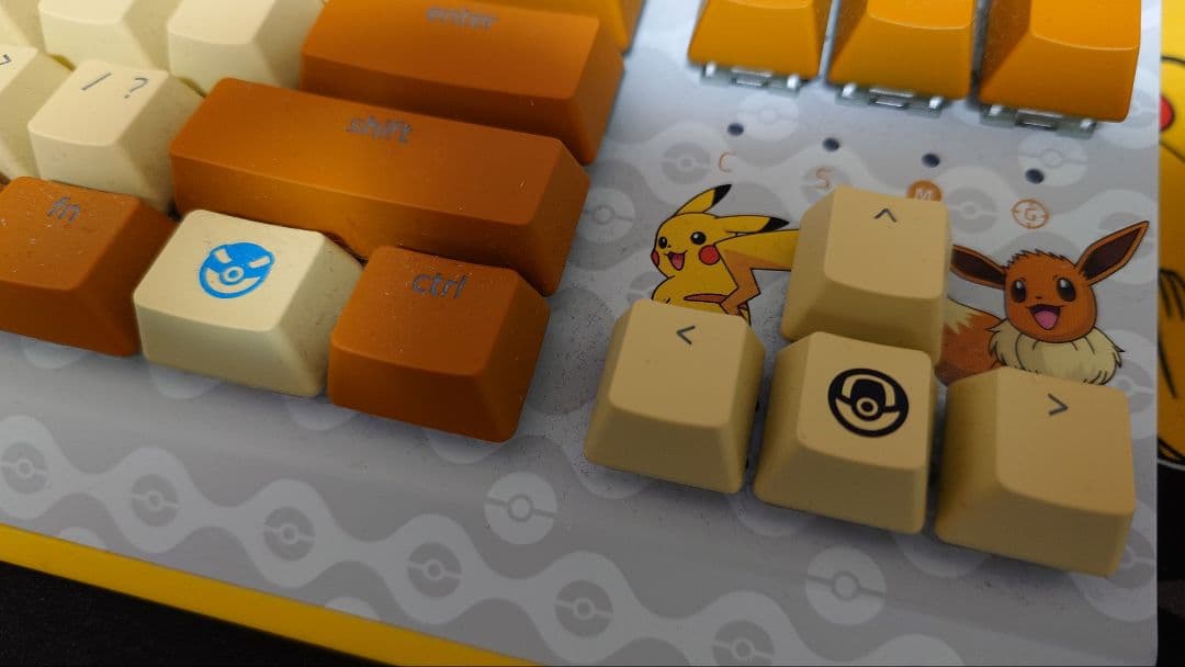 ポケモンモデルRAZER BLACK WIDOW V3 有線ゲーミングキーボード