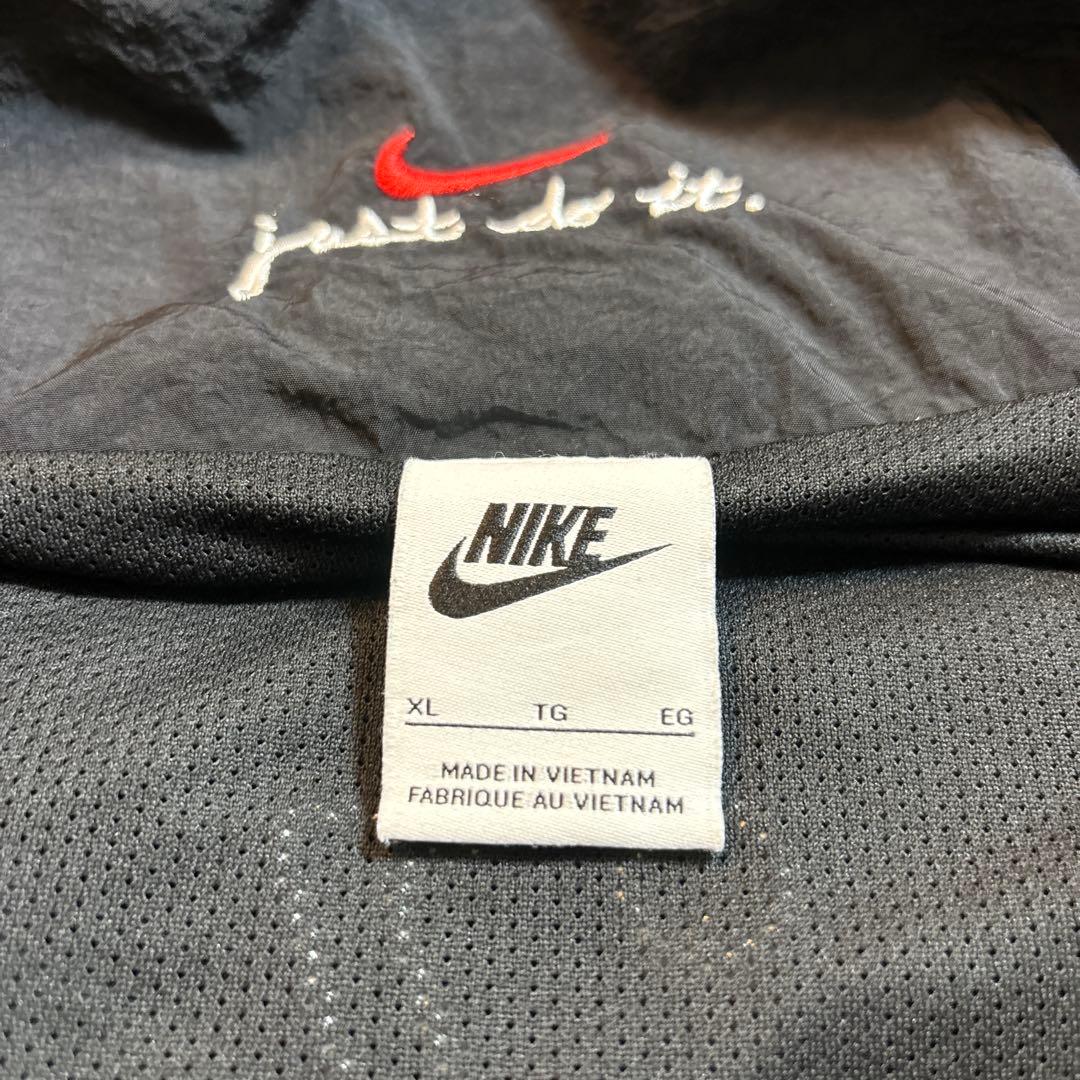 ナイキ　NIKE ランニングウィンドブレーカー Nissy 西島隆弘