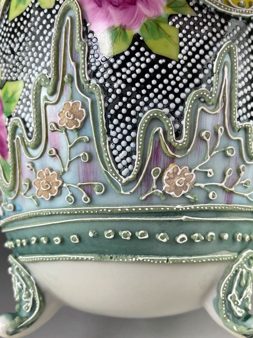 【希少】オールドニッポン 薔薇紋 一陳盛上げ アールヌーボー 花瓶 ビーディング