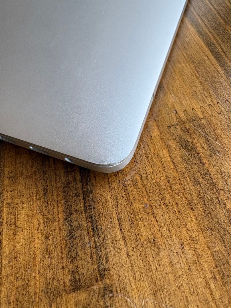 【ジャンク】Apple MacBook Pro 15インチ 2016