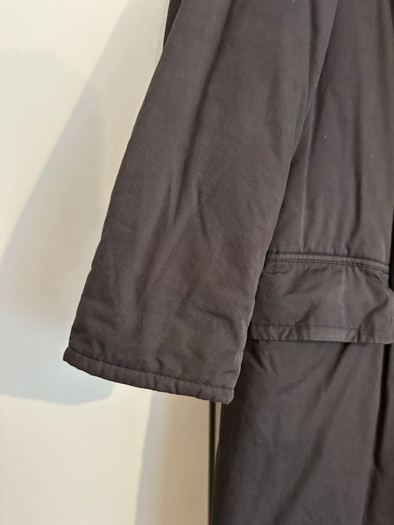 COMOLI 中綿(プリマロフト)タイロッケンショールカラーコート