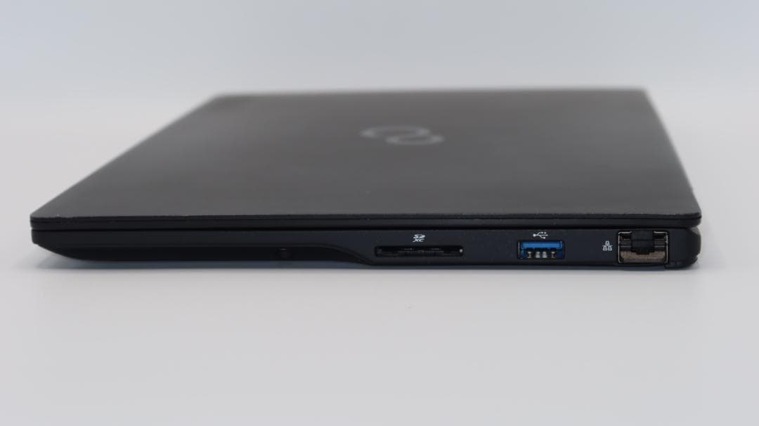 13.3型軽量 UH08/E3 Core i5 メモリ8GB SSD256GB②