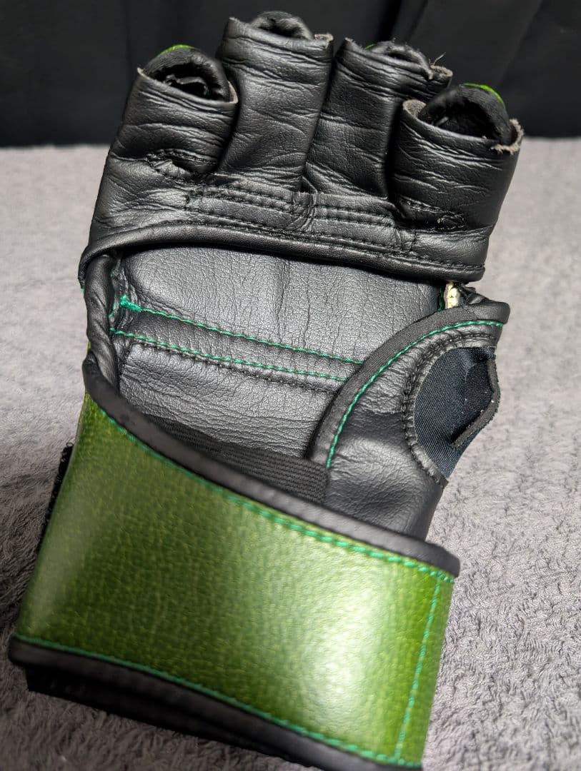 RIZIN グリーン オープンフィンガーグローブ　Sサイズ