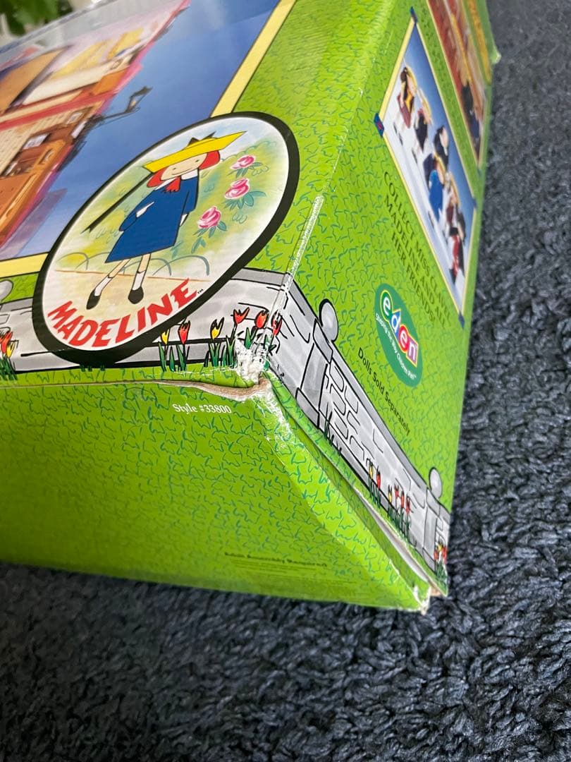 MADELINE’S OLD HOUSE IN PARIS DOLL HOUSE