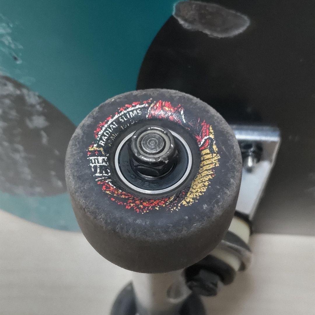 スケートボード　コンプリートデッキ