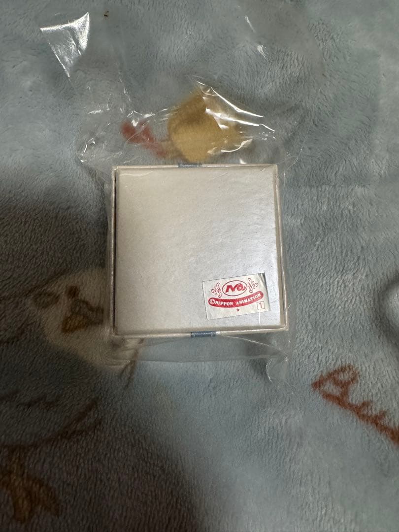 HUNTER×HUNTER 旧アニメ版 クラピカ アメジスト イヤリング