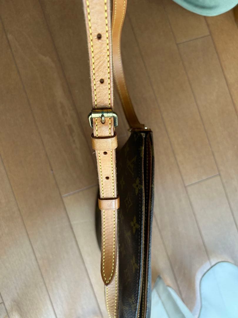 Louis Vuitton モノグラム ドルーオ　ショルダーバッグ