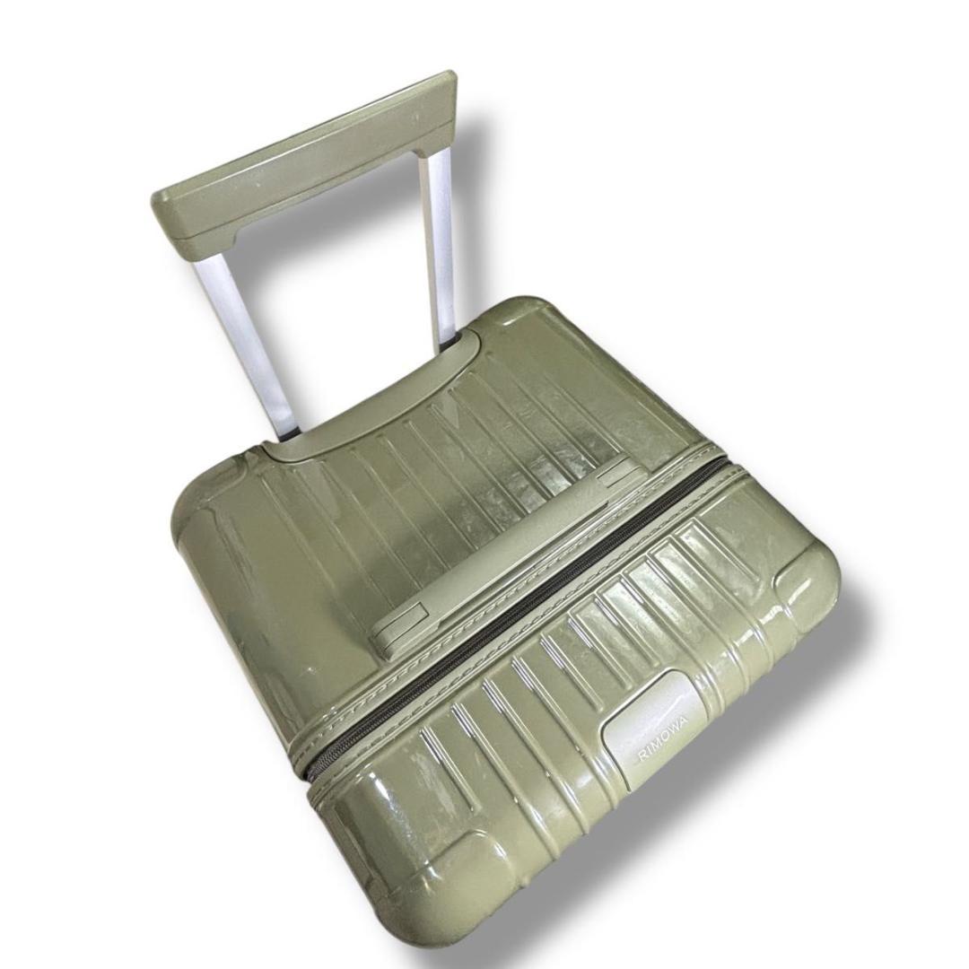 リモワ エッセンシャル 832.80 トランクプラス 101L スーツケース