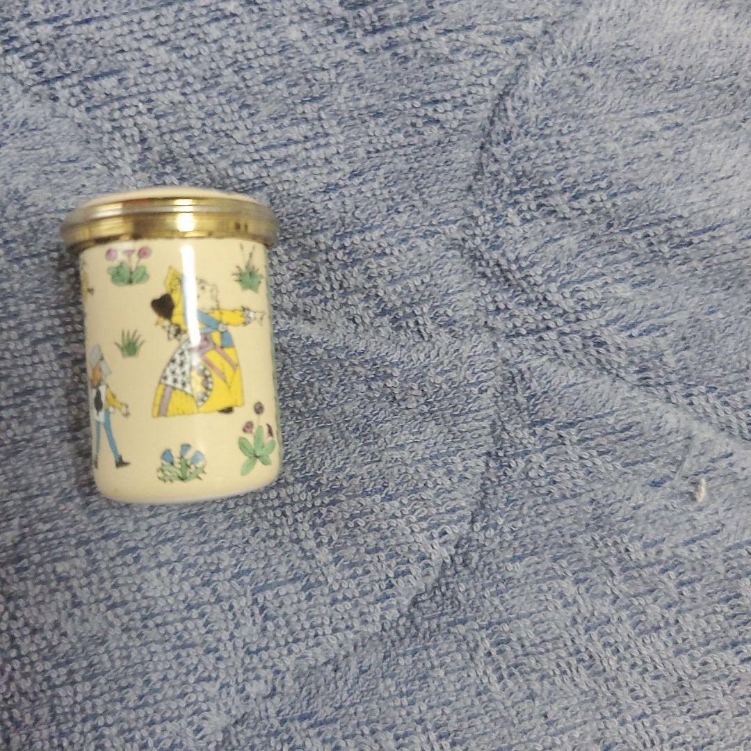 halcyon days enamels　ピルケース　アリス　ディズニー