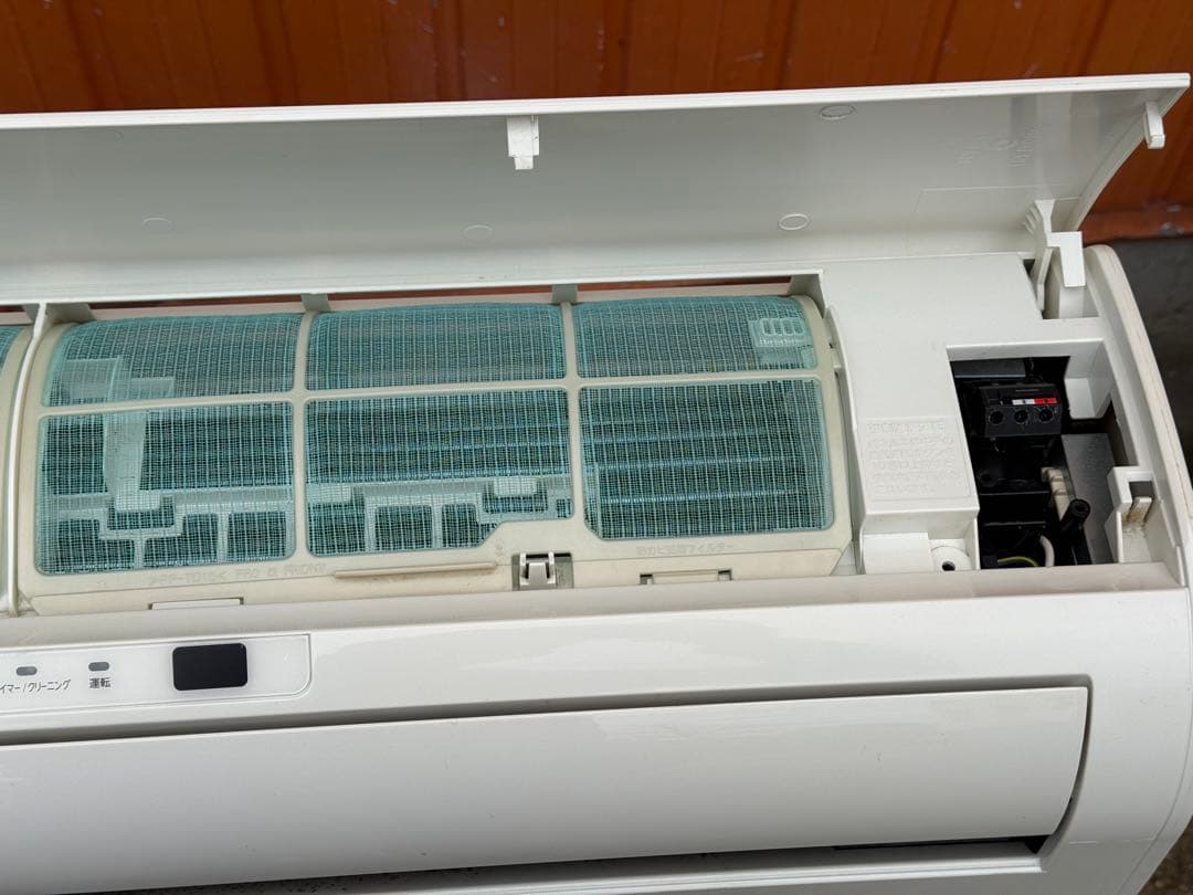 主に6畳　2017年　東芝　RAS-C225AD TOSHIBA エアコン