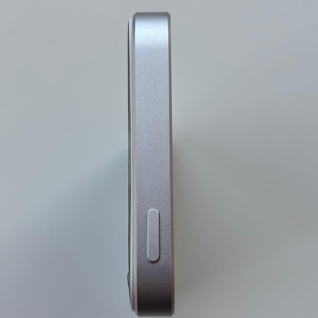 iPhoneSE 第1世代64GB シルバー バッテリー74%SIMロック解除済