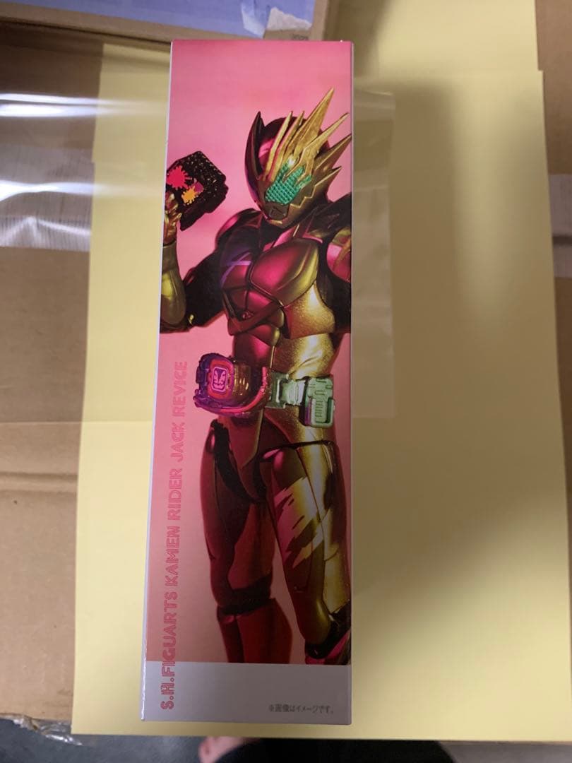 S.H.Figuarts 仮面ライダージャックリバイスのアクションフィギュア