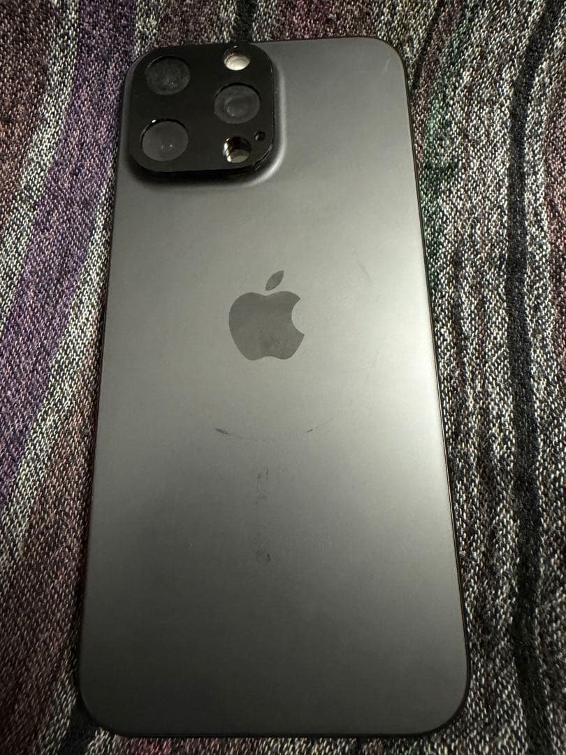 Apple iPhone 15 Pro Max 1TB スペースグレー　液晶漏れ