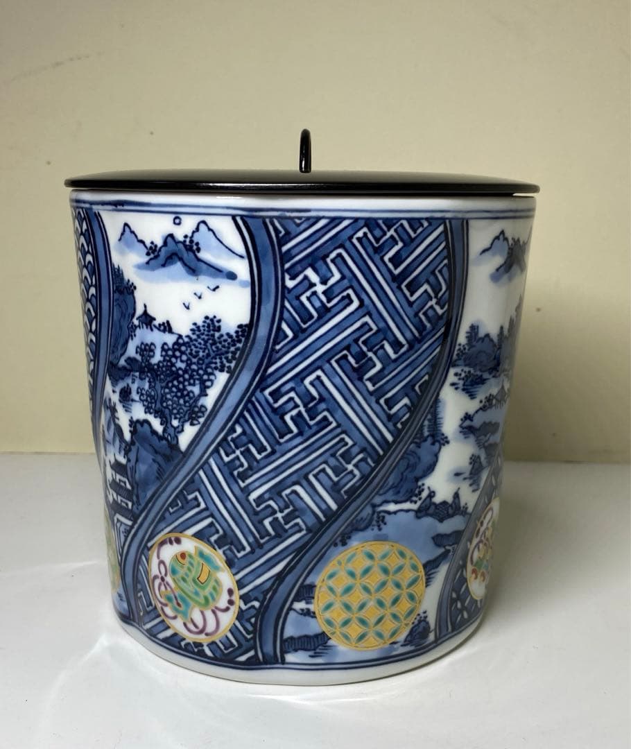 【茶道具】平安秀峰造　色絵祥瑞捻丸文宝水指（共箱）