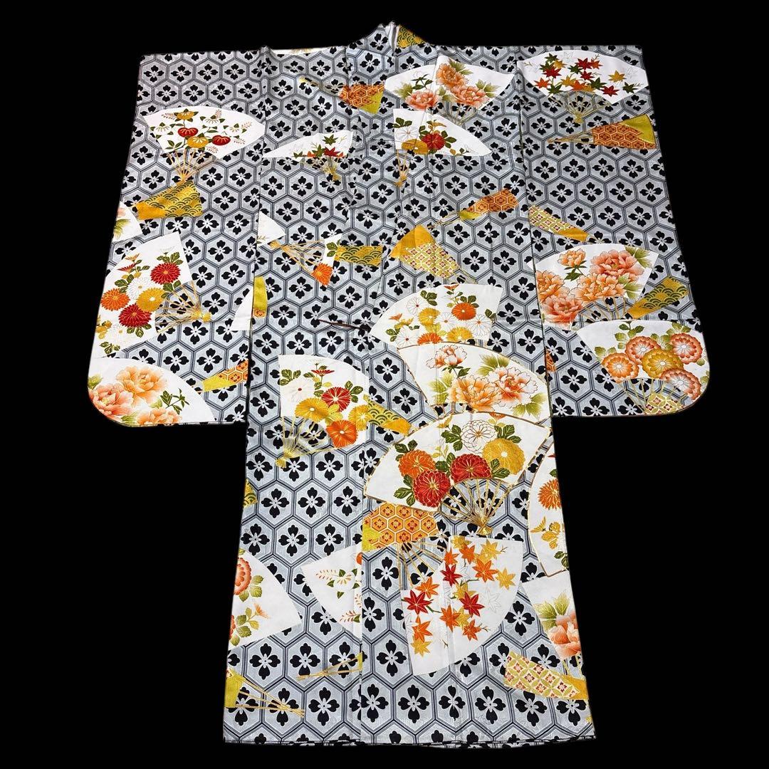 (あ913) モダンな粋を纏う ✦ グレーに黒亀甲花模様 アンティーク振袖セット