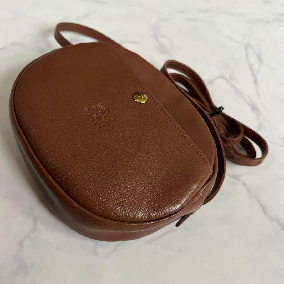 美品人気のIL BISONTE（イルビゾンテ）ショルダーバッグ