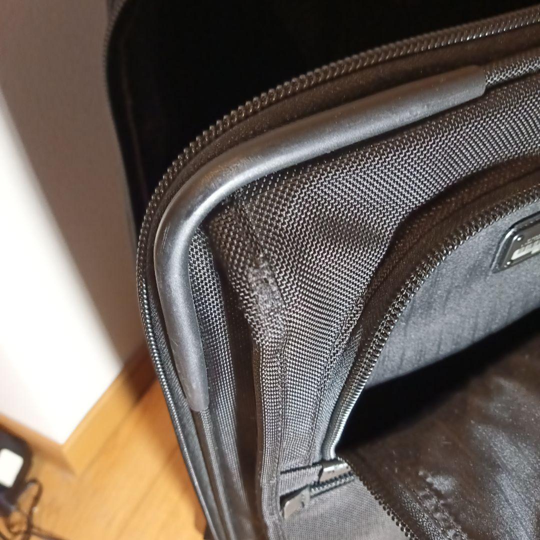 TUMI（トゥミ）キャリーケース　22020DH　32L(容量拡張可能）