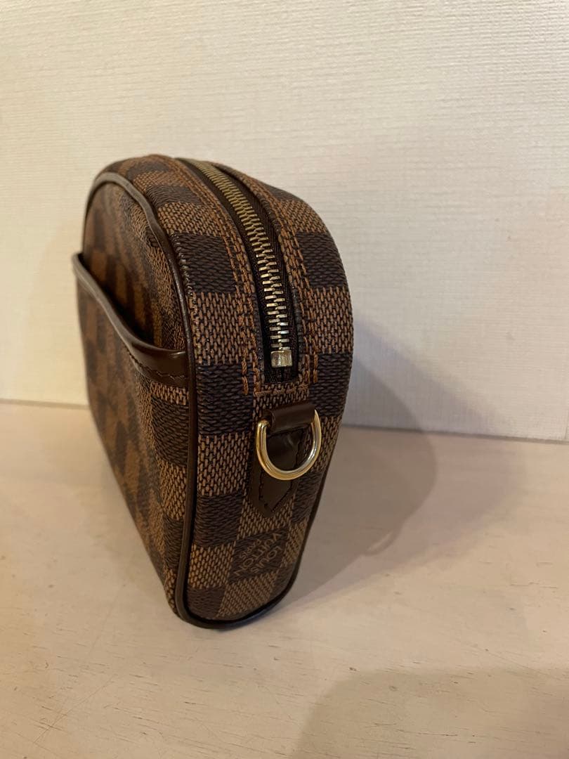 ヴィトンダミエポシェットイパネマ