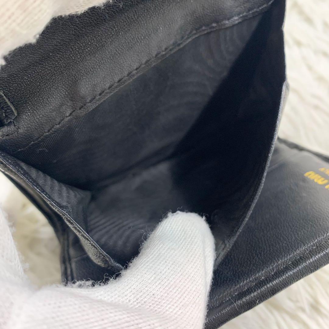 【✨美品✨】ミュウミュウ 三つ折り財布 マテラッセ ラムスキン ブラック