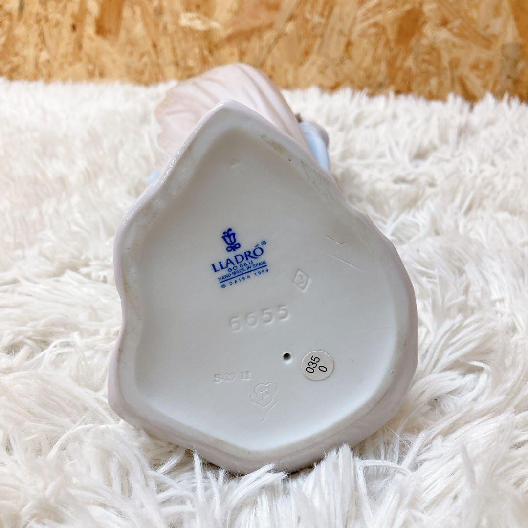 リヤドロ　LLADRO スズラン　フィギュア　置き物　工芸品　陶器